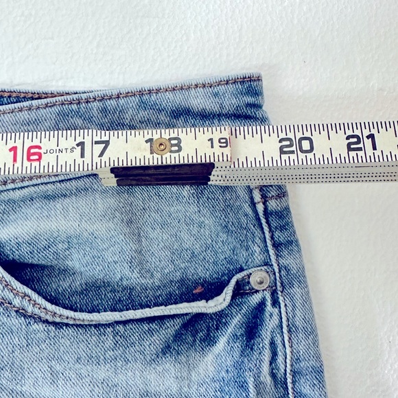 Sofia by Sofia Vergara Light Blue Jean Shorts - Picture 12 of 12